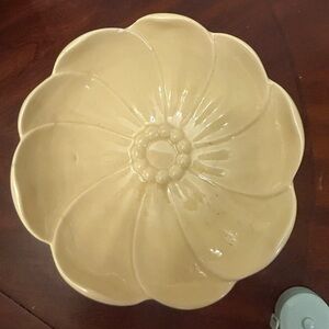 USA Pottery Vintage 1950s Yellow Flower Bowl Scalloped Edge 9" x 2.5"